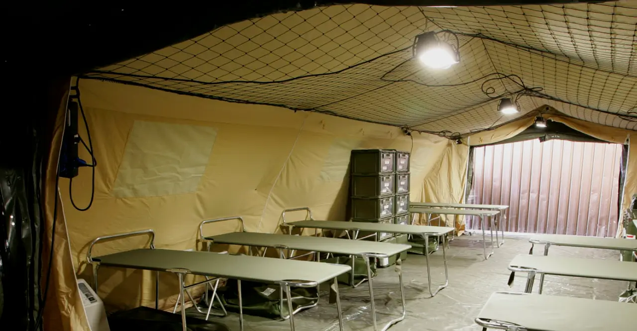 Tienda médica militar